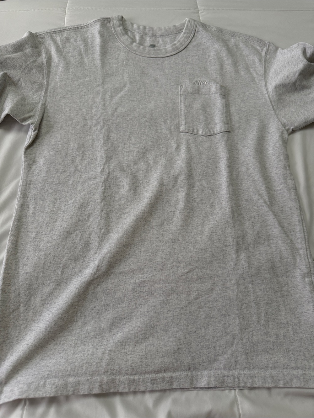 Nike Men’s Light Heather Gray Short Sleeve Pocket Tee, Size Small, NWOT